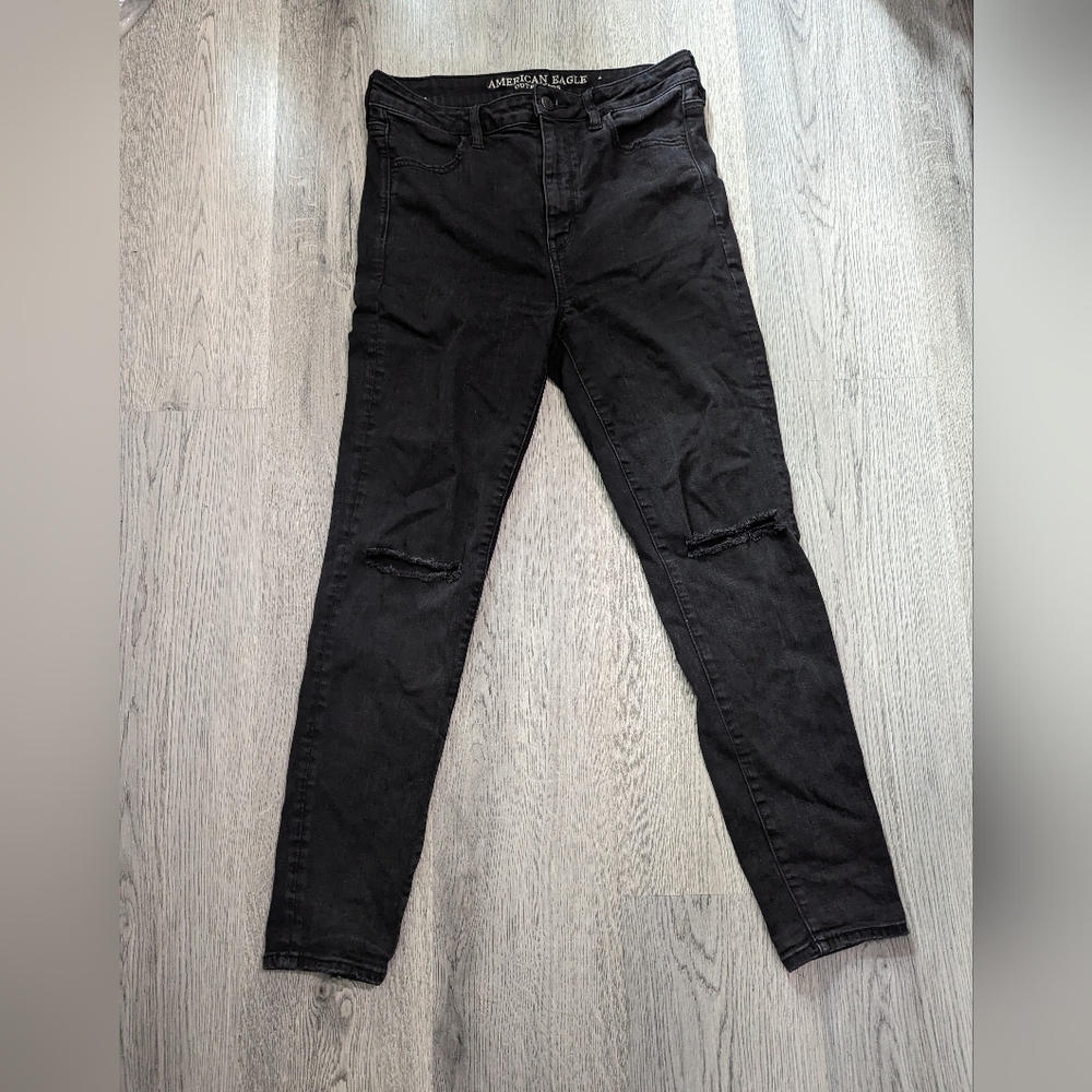American Eagle Super High Rise Black Distressed Jeggings Petite 10P Skinny Jeans